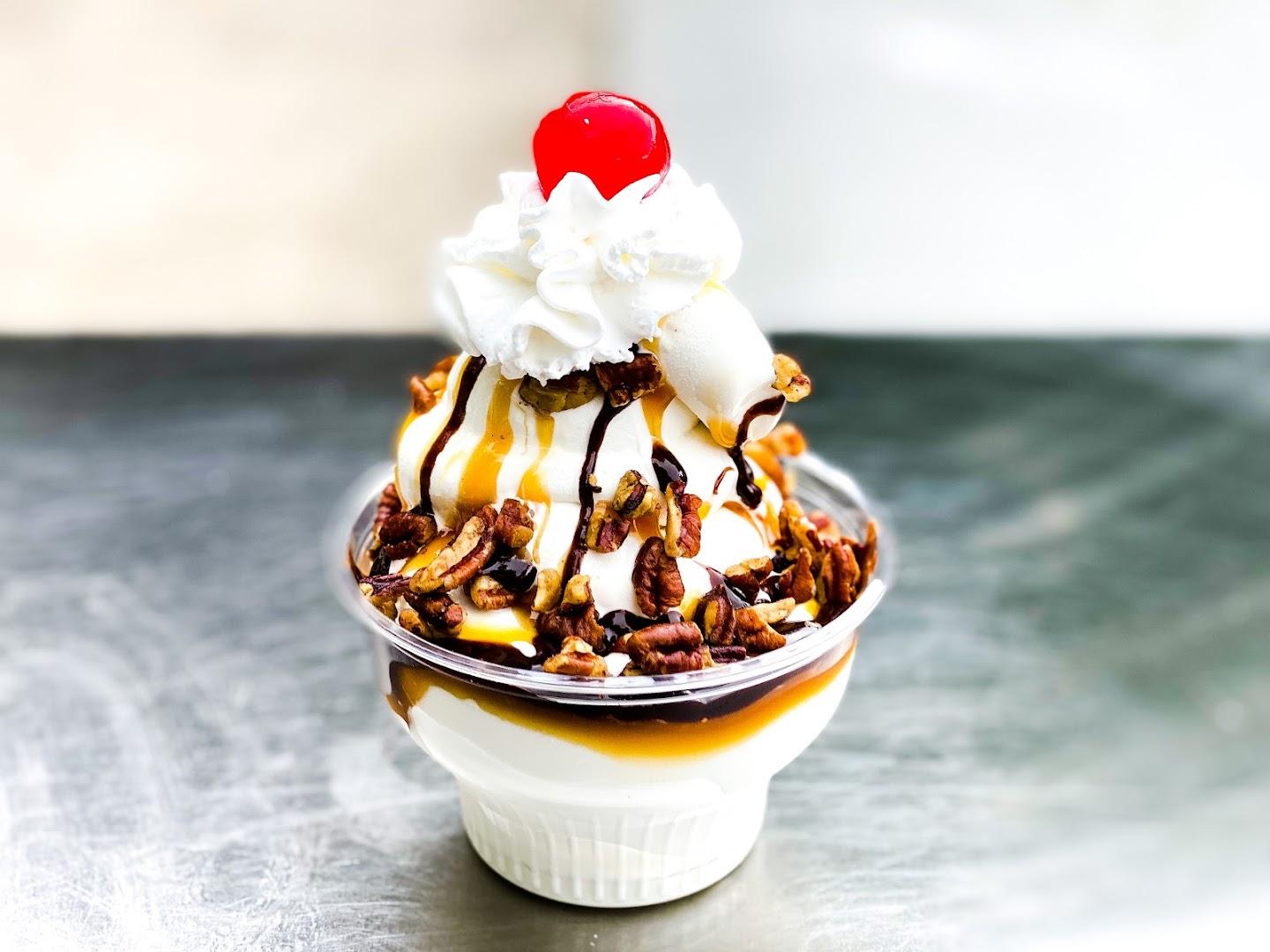 The Polar Parlor Pizza & Ice Cream
